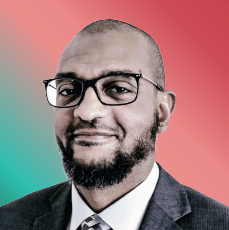 Portrait of Dr Alwaleed El-Hassen, faculty member